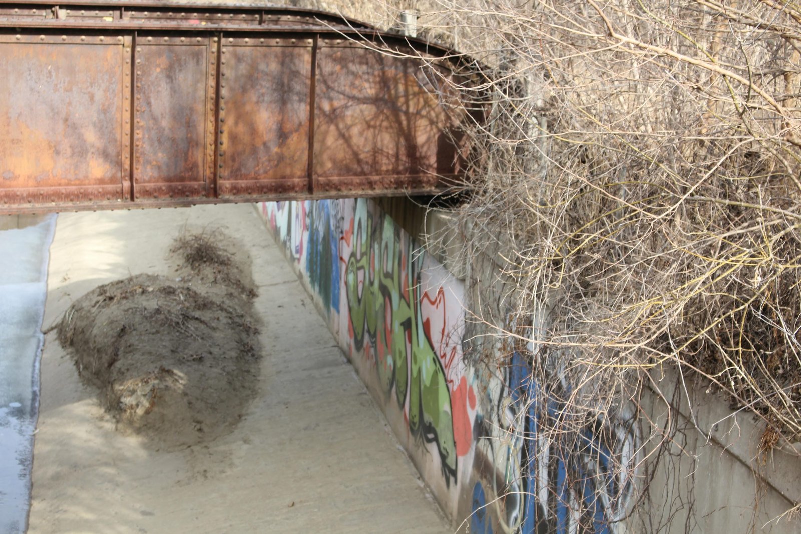East abutment